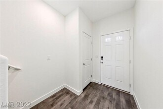 12747 Epperly St in Las Vegas, NV - Building Photo - Building Photo