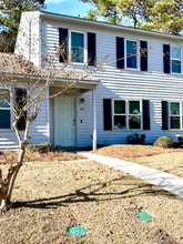 8 Port W Ct in Swansboro, NC - Building Photo - Building Photo