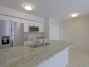 5331 Summerlin Rd in Ft. Myers, FL - Building Photo - Building Photo
