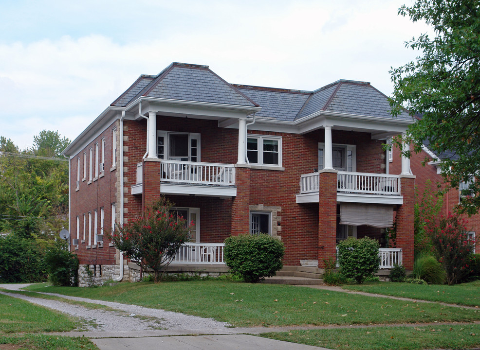 107 Cochran Rd in Lexington, KY - Building Photo