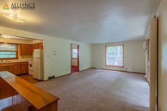 1725 Houston St in Manhattan, KS - Building Photo - Building Photo