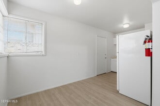 3912 Kemp Ave in El Paso, TX - Building Photo - Building Photo