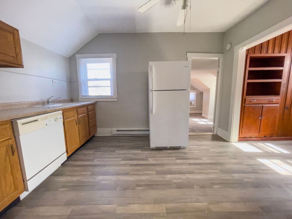 216 N McKinley Ave in Muncie, IN - Foto de edificio