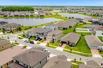 2498 Empress Dr, Unit # 1004 in Kissimmee, FL - Building Photo - Building Photo