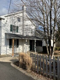 13733 Pennsylvania Ave