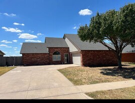 4510 SW Wendy Dr in Lawton, OK - Building Photo