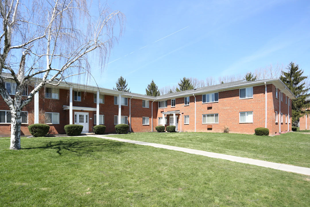 Greystone Apartments in Brighton, NY - Building Photo