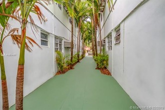 1346 Alton Rd-Unit -B4 in Miami Beach, FL - Building Photo - Building Photo