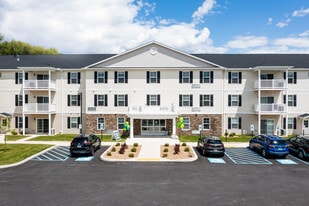Towne Square Senior Apartments in Greensburg, PA - Building Photo