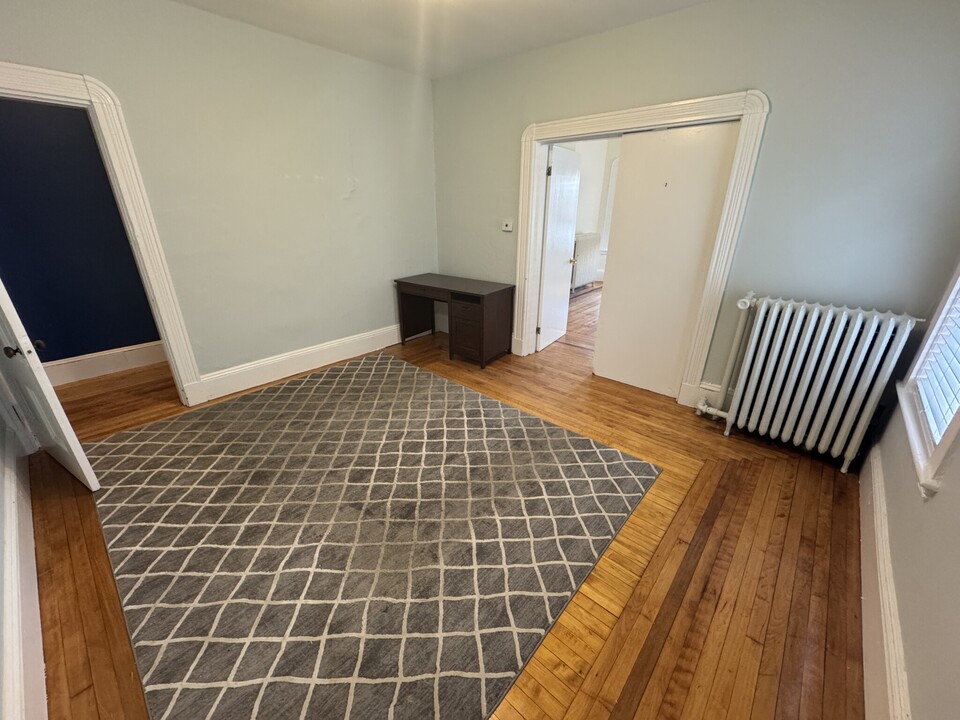 246 Highland Ave, Unit 2 in Somerville, MA - Foto de edificio