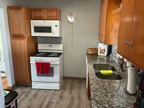 7215 18th Ave S in Minneapolis, MN - Building Photo - Building Photo