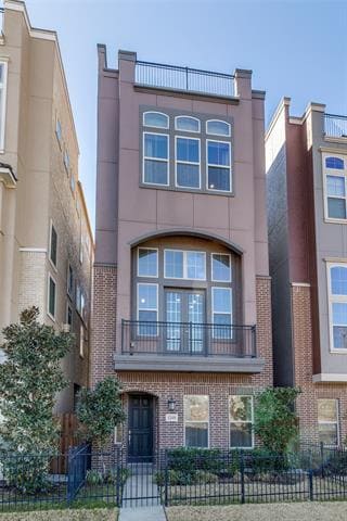 1348 Arch Pl in Dallas, TX - Building Photo - Building Photo