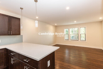 27 1st St, Unit 1 in Medford, MA - Building Photo - Building Photo
