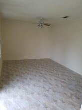 3872 E Loyola Dr in Kenner, LA - Building Photo - Building Photo