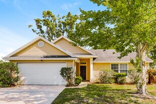 3204 Ryans Ct in Green Cove Springs, FL - Building Photo