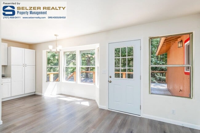 2153 Poppy Ln in Willits, CA - Building Photo - Building Photo