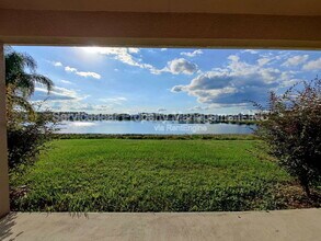 7801 Seafield Ln in Wesley Chapel, FL - Building Photo - Building Photo