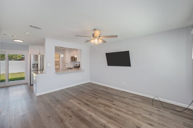 710 Legion DriveUnit P4 in Destin, FL - Foto de edificio - Building Photo