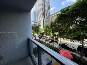 31 SE 6th St in Miami, FL - Building Photo - Building Photo