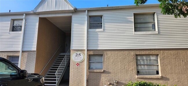 7210 N Manhattan Ave in Tampa, FL - Building Photo - Building Photo