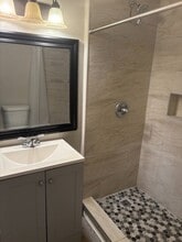 12420 N Florida Ave in Tampa, FL - Building Photo - Building Photo