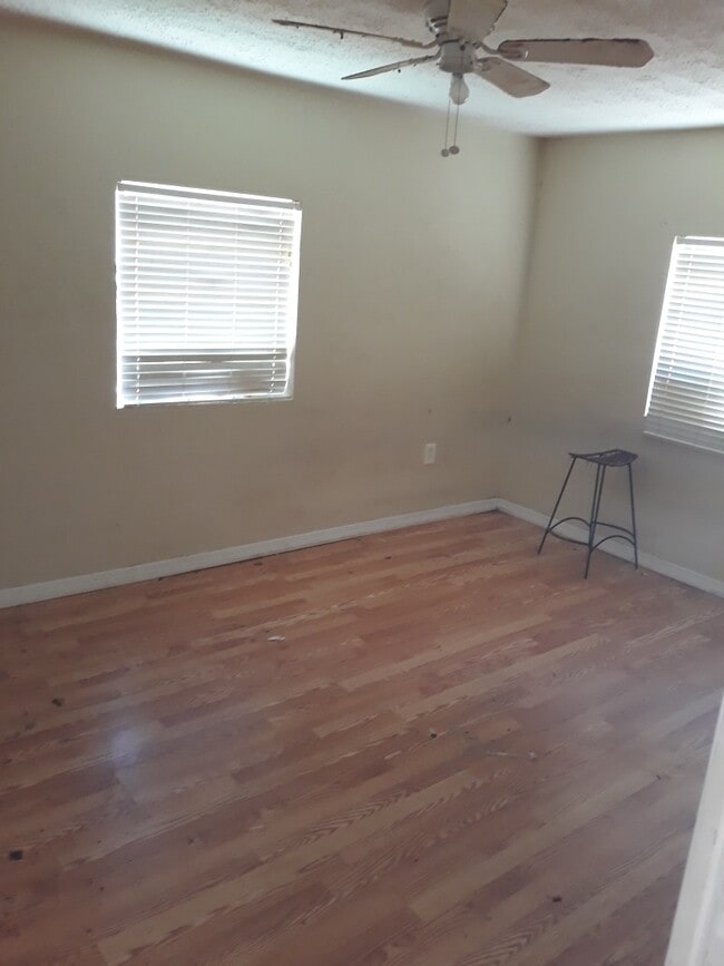 206 N Chester St in Leesburg, FL - Building Photo - Building Photo