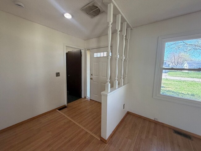 2310 Blackthorn Dr in Champaign, IL - Building Photo - Building Photo