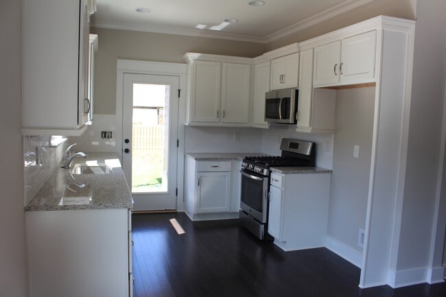 1285 Shades Terrace in Birmingham, AL - Foto de edificio - Building Photo