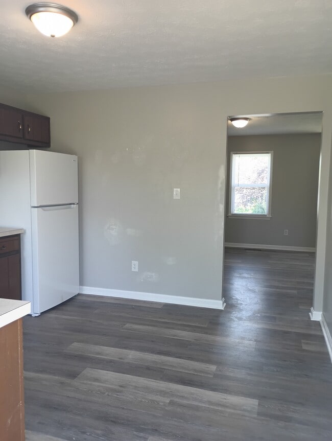 201 Dove Dr in Lawrenceburg, KY - Building Photo - Building Photo