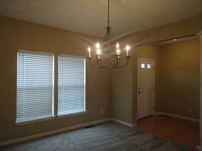 6031 Delfair Ln in Milford, OH - Building Photo - Building Photo