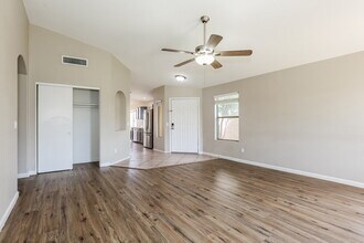 2267 E Arabian Dr in Gilbert, AZ - Building Photo - Building Photo