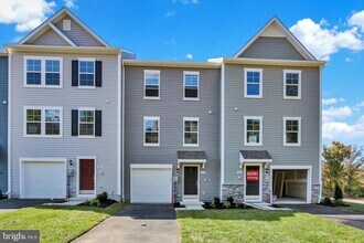 103 Homestead Dr in Hanover, PA - Building Photo - Building Photo
