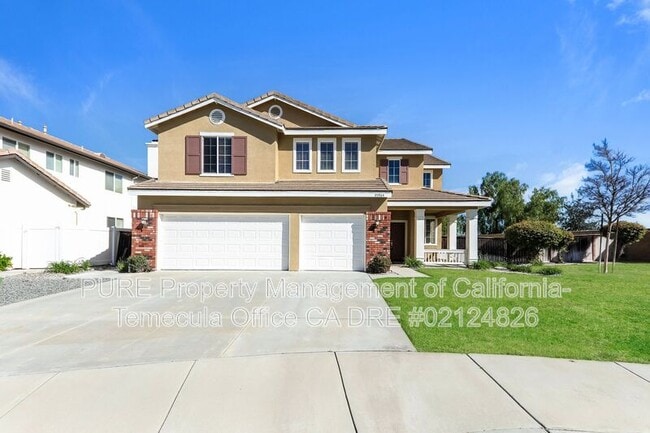 property at 35964 Camelot Cir