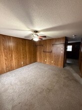 208 Julian Ave, Unit D in Archdale, NC - Foto de edificio - Building Photo