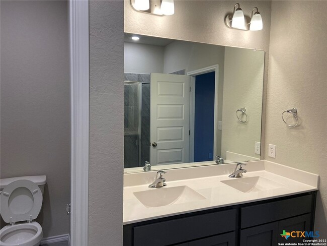 property at 2156 Griffith Dr