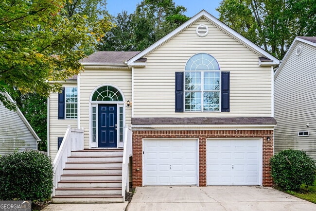 property at 5008 Kens Ct