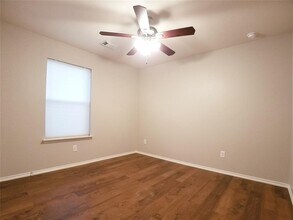 8138 Forest Glen Dr in Humble, TX - Building Photo - Building Photo
