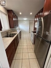 34 Ranchdale Dr in Hamilton, ON - Building Photo - Building Photo