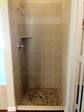201 Chapel Trail Cir in Waco, TX - Foto de edificio - Building Photo