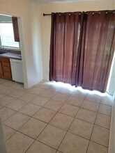 825 Rosalia Dr in Sanford, FL - Building Photo - Building Photo