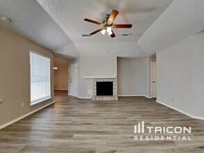 2722 Spring Dusk Dr in Spring, TX - Building Photo - Building Photo