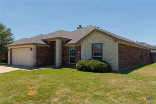 6501 Alvin Dr in Killeen, TX - Building Photo