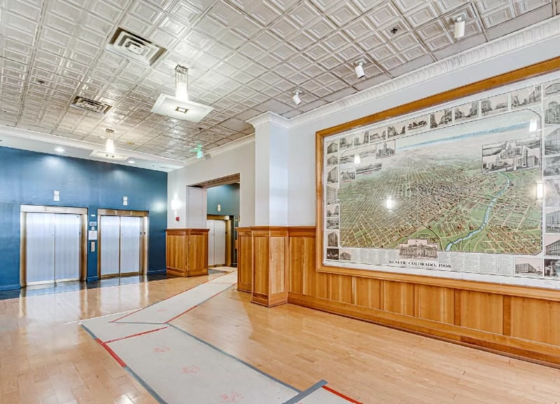 1555 California St in Denver, CO - Building Photo