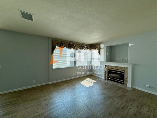 508 Wicklow Dr in Vacaville, CA - Building Photo - Building Photo