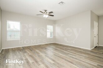 168 Fabarm Ln in New Braunfels, TX - Building Photo - Building Photo