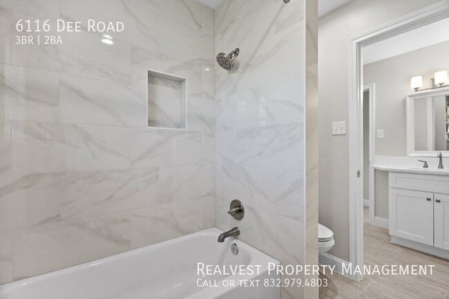 property at 6116 Dee Rd