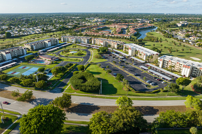 Barwood Condominiums in Boca Raton, FL - Foto de edificio - Building Photo