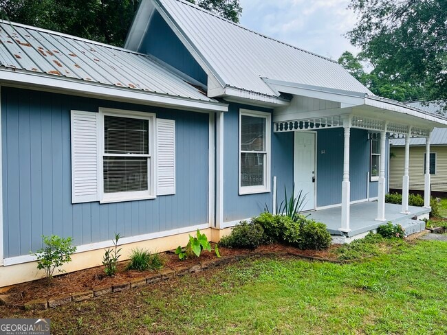 608 Askew Ave in Hogansville, GA - Building Photo - Building Photo