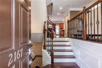 2167 Weldonberry Dr in Atlanta, GA - Building Photo - Building Photo