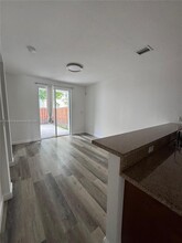 7515 NW 114th Path in Doral, FL - Building Photo - Building Photo